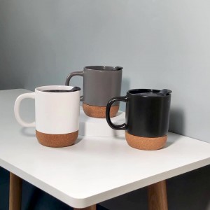 Ceramic mug with cork base