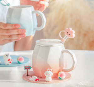 Creative feature ceramic cup cute image three-dimensional animal cup saucer with lid creative ceramic cup couples Day gift