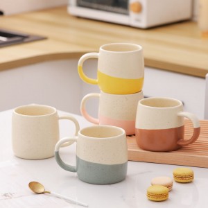 Hot Sale Ins Style Keramický hrnek na kávu Vlastní barva Skvrnitá sezamová glazura Kamenina Hrnek Hrnky z jemného porcelánu