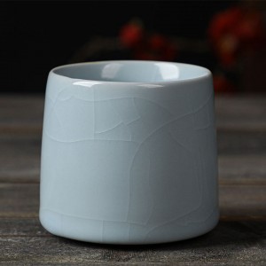 Creative Rotating Tumbler Whiskey Teacup Lead-free Thickened Short Wine Water Cup Ceramic Coffee Cup